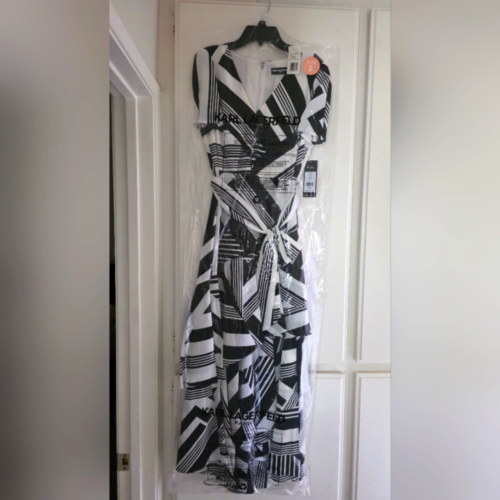 Karl Lagerfeld Women's Printed Tie-Waist Tiered V-Neck Dress